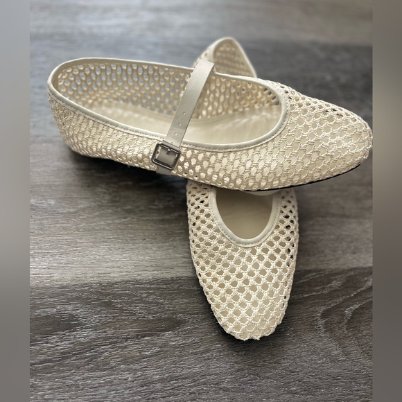 H&M woven Maryjane woven flats - Picture 3 of 6